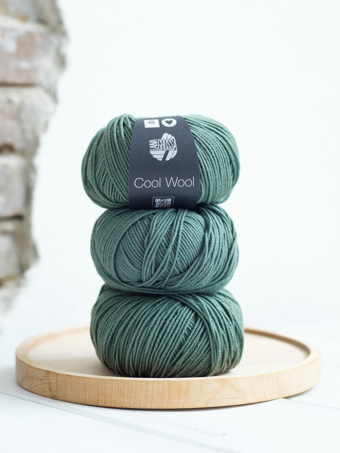 Cool Wool 2021 Dunkles Graugrün