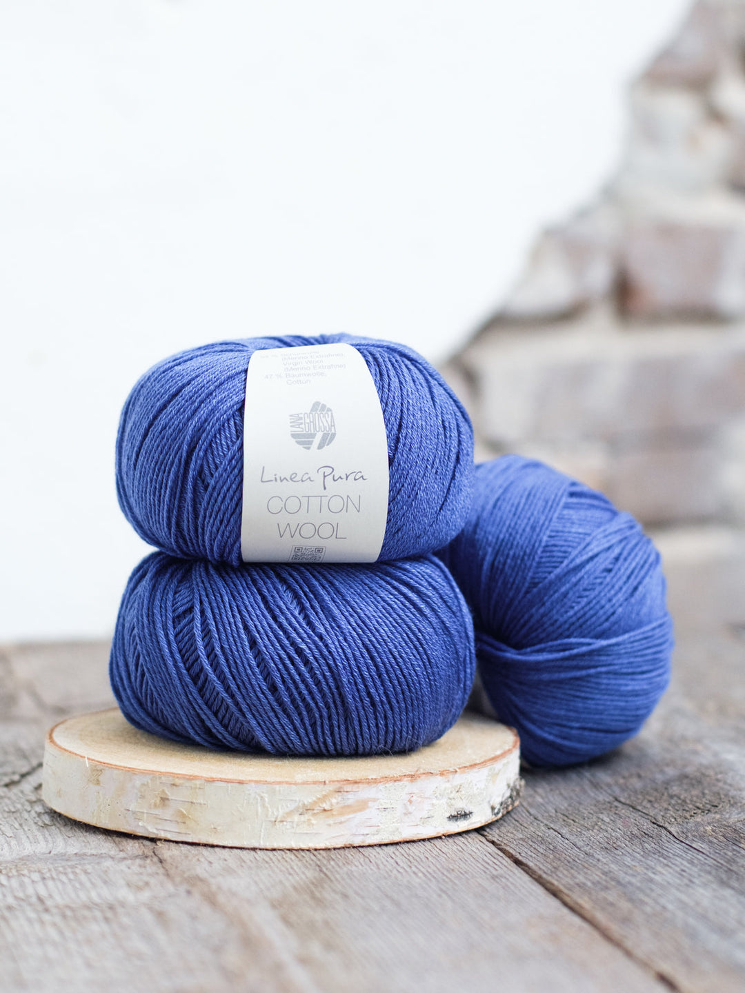 Cotton Wool 024 Dunkelblau