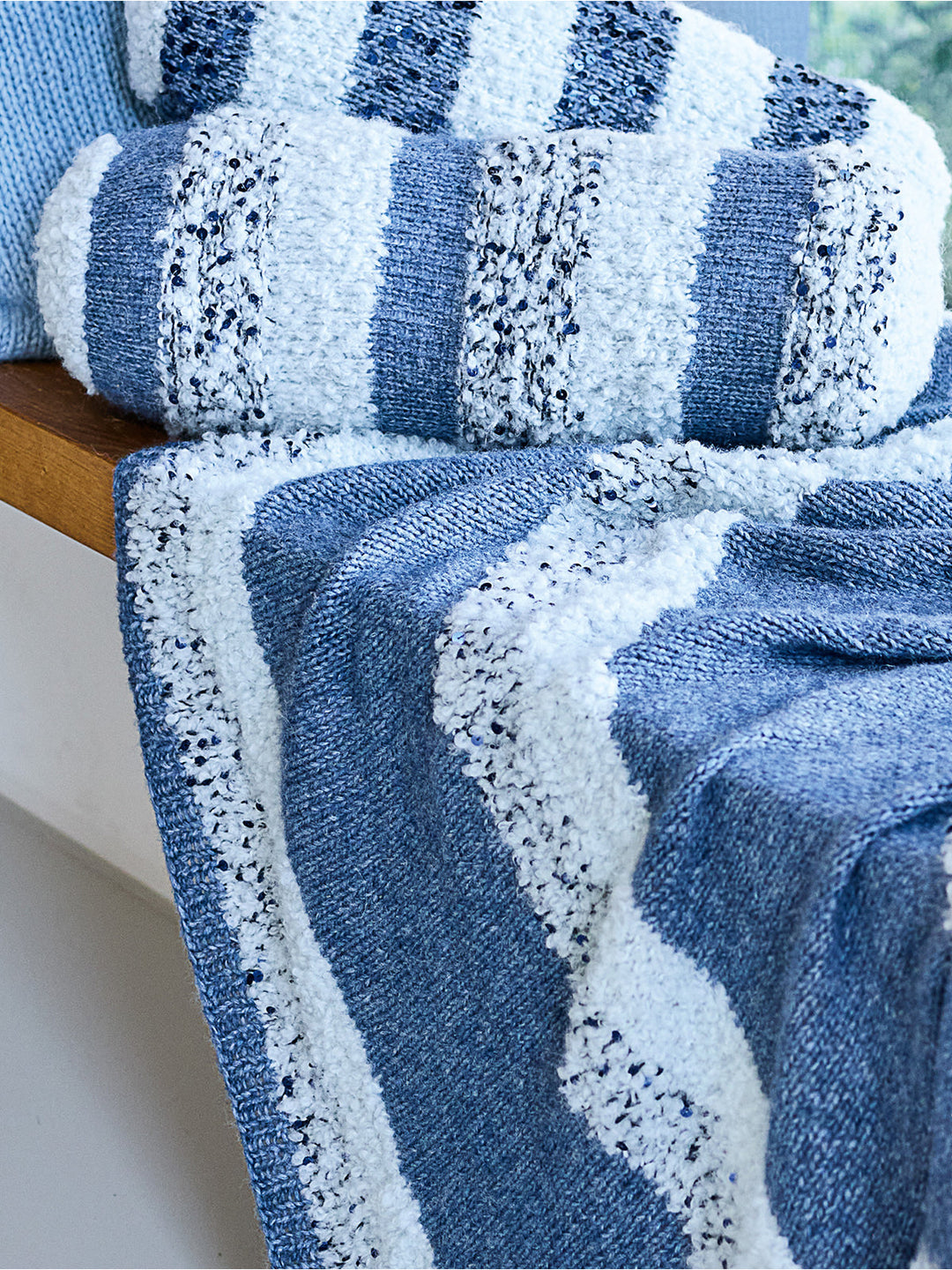 Strickpaket Orsetto Brigitte No. 2 Cosmo Nackenrolle