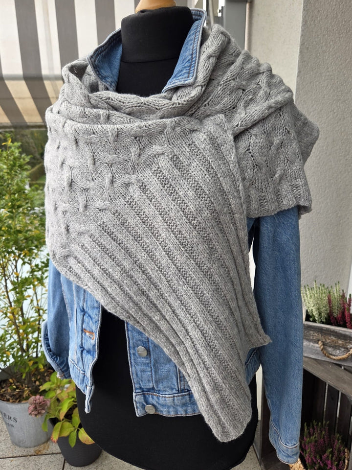 Strickpaket Lizas Tuch Braid Lines - Cool Merino