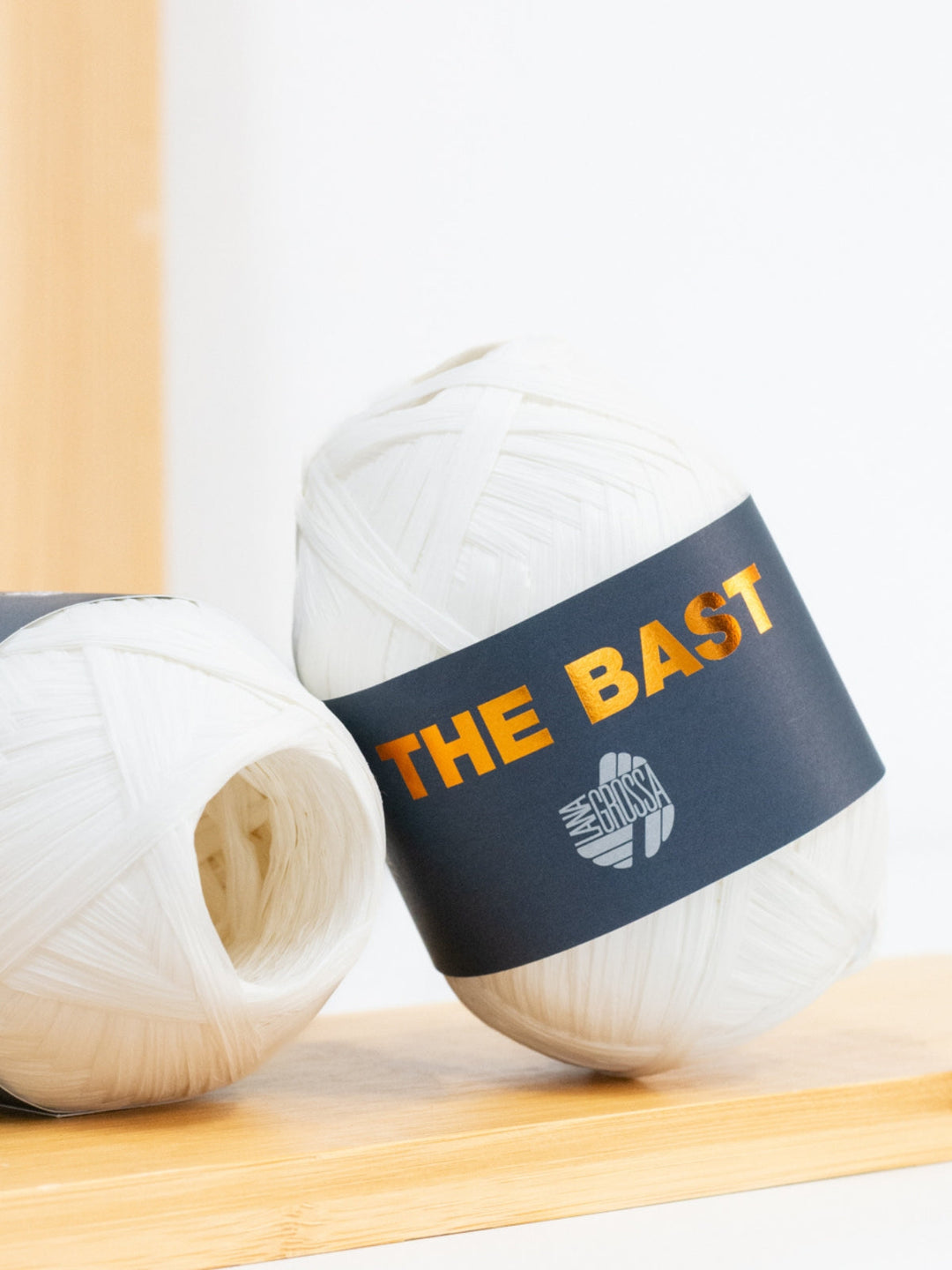 The Bast 001 Creme