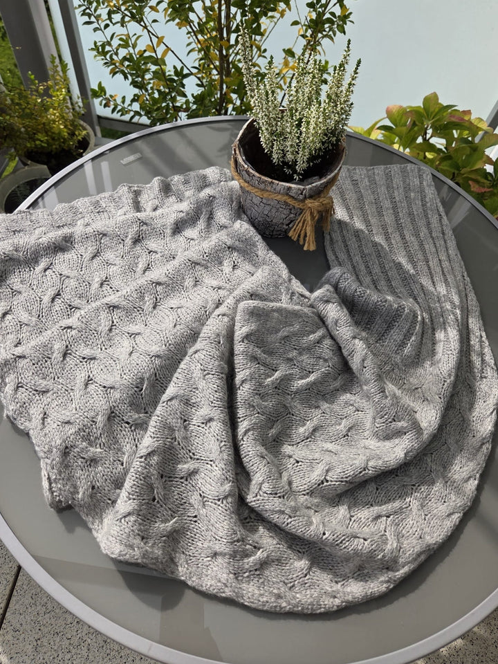 Strickpaket Lizas Tuch Braid Lines - Cool Merino