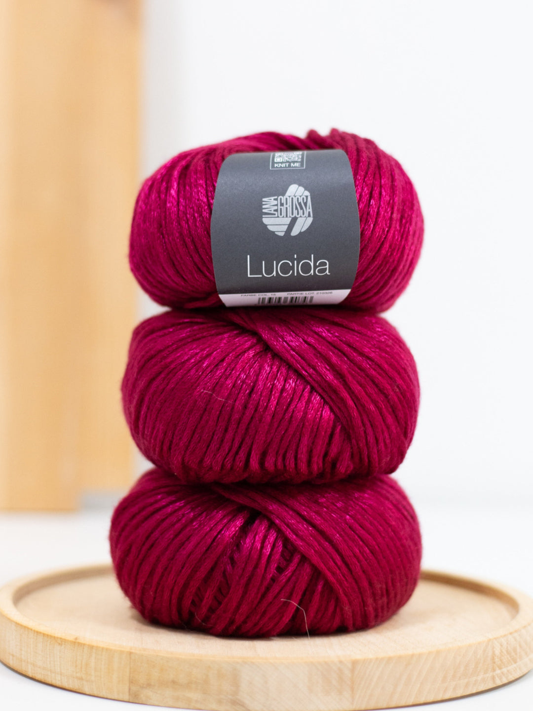 Lucida 015 Weinrot