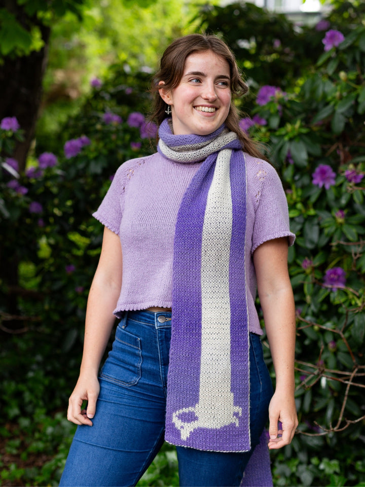 Strickpaket Sausage Dog Scarf Corallo - Devout Hand