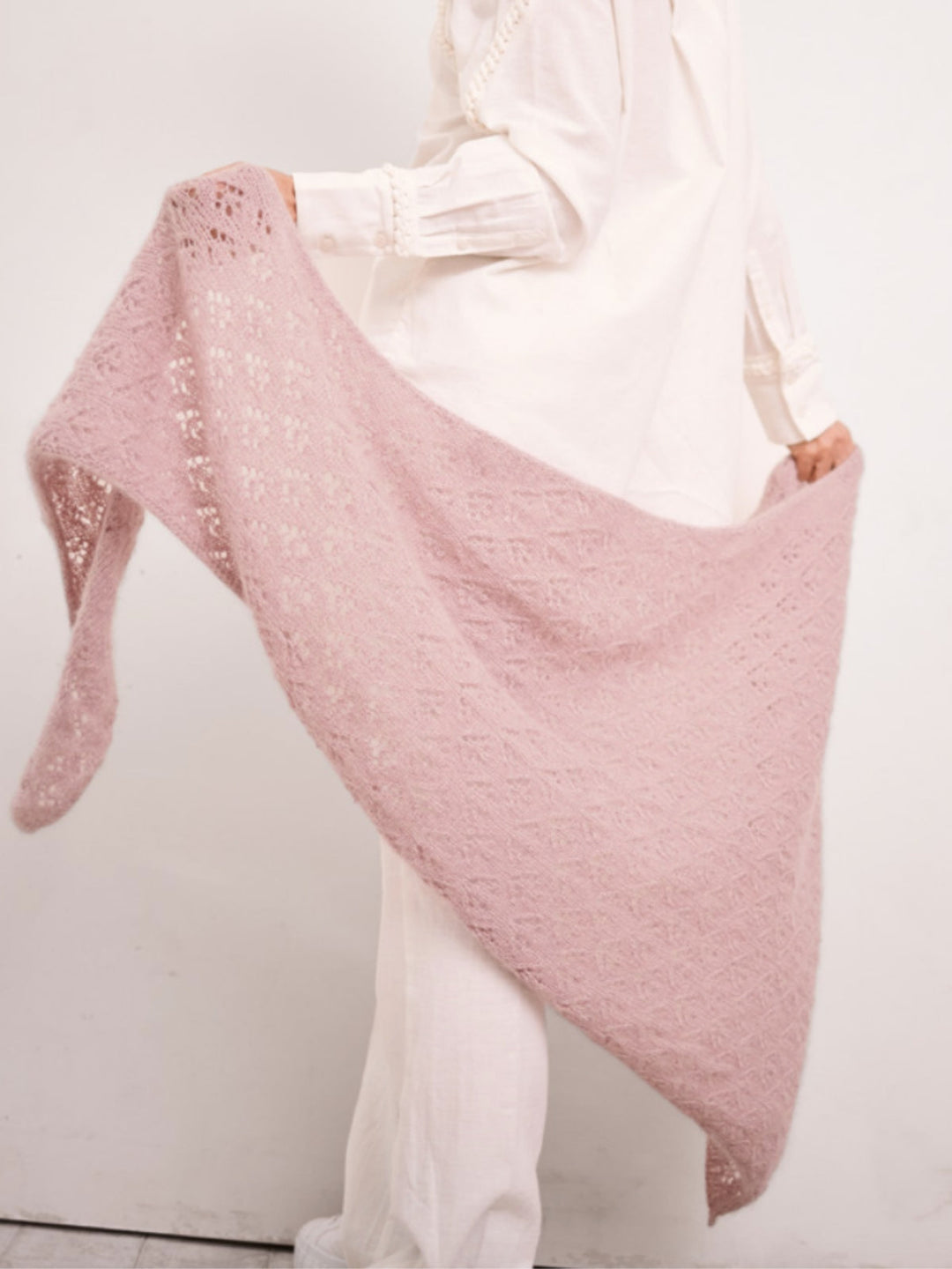 Strickpaket Cool Wool Lace & Silkhair Dreieckstuch im Ajourmuster - Lizas Laden