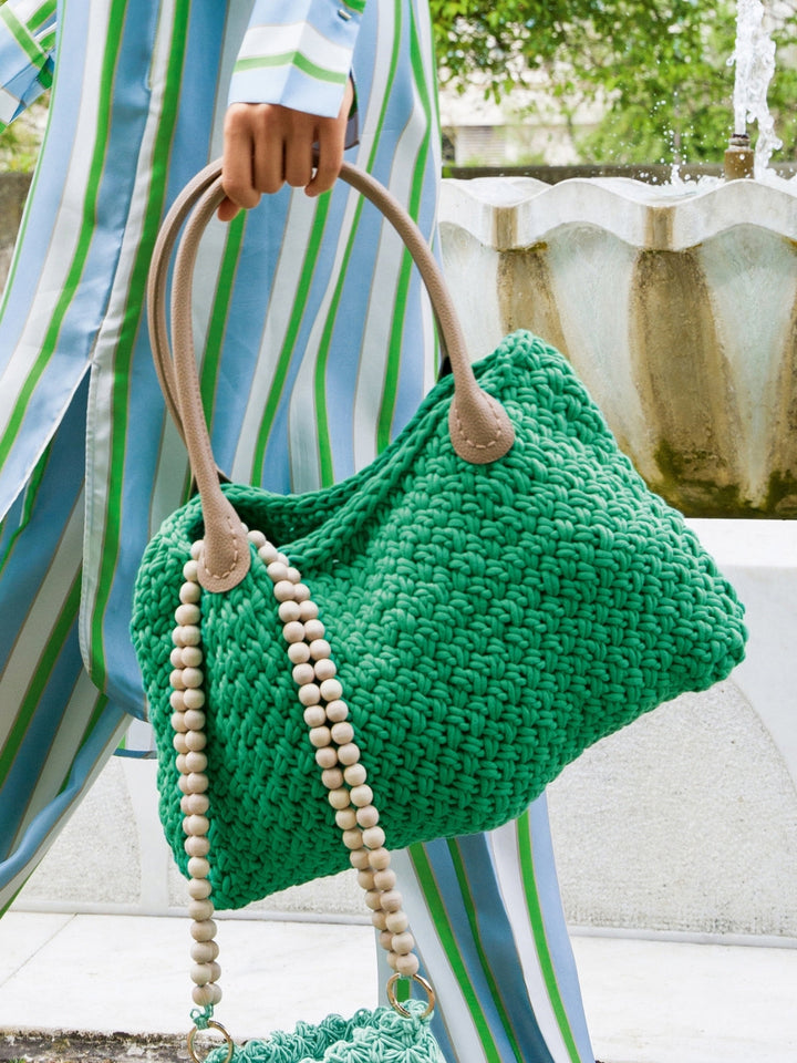 StrickpaketThe Tube Tasche im Flechtmuster