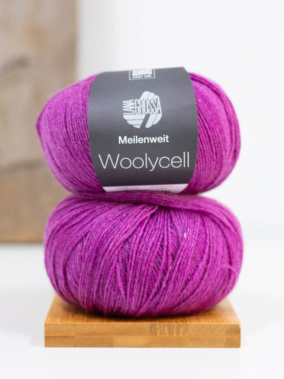 Woolycell 011 Fuchsia