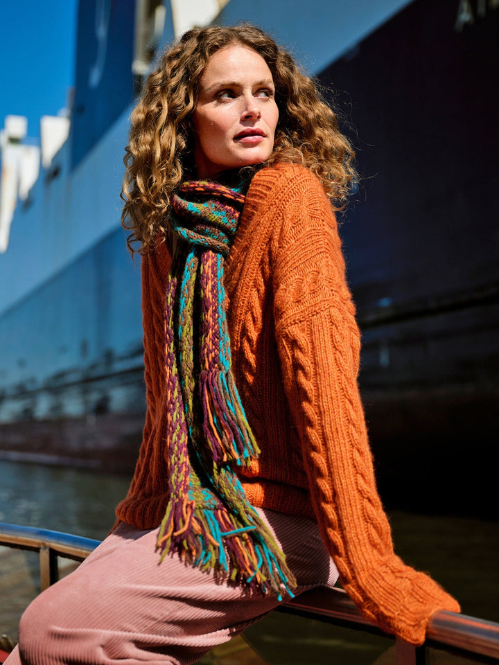 Strickpaket Brigitte No. 2 Zopfpullover mit V-Ausschnitt