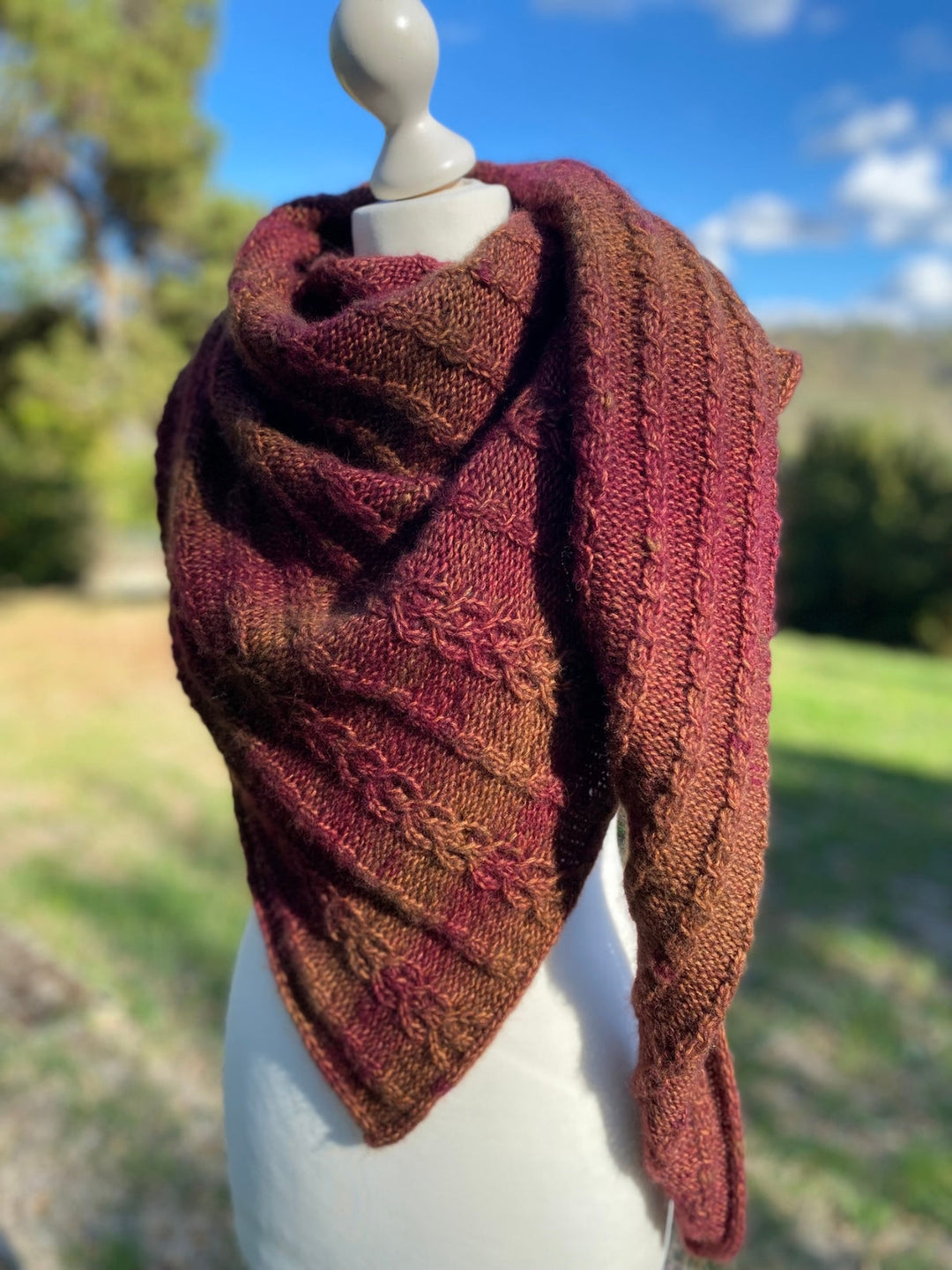 Strickpaket Lizas Tuch Cable Love - Ecopuno Sfumato