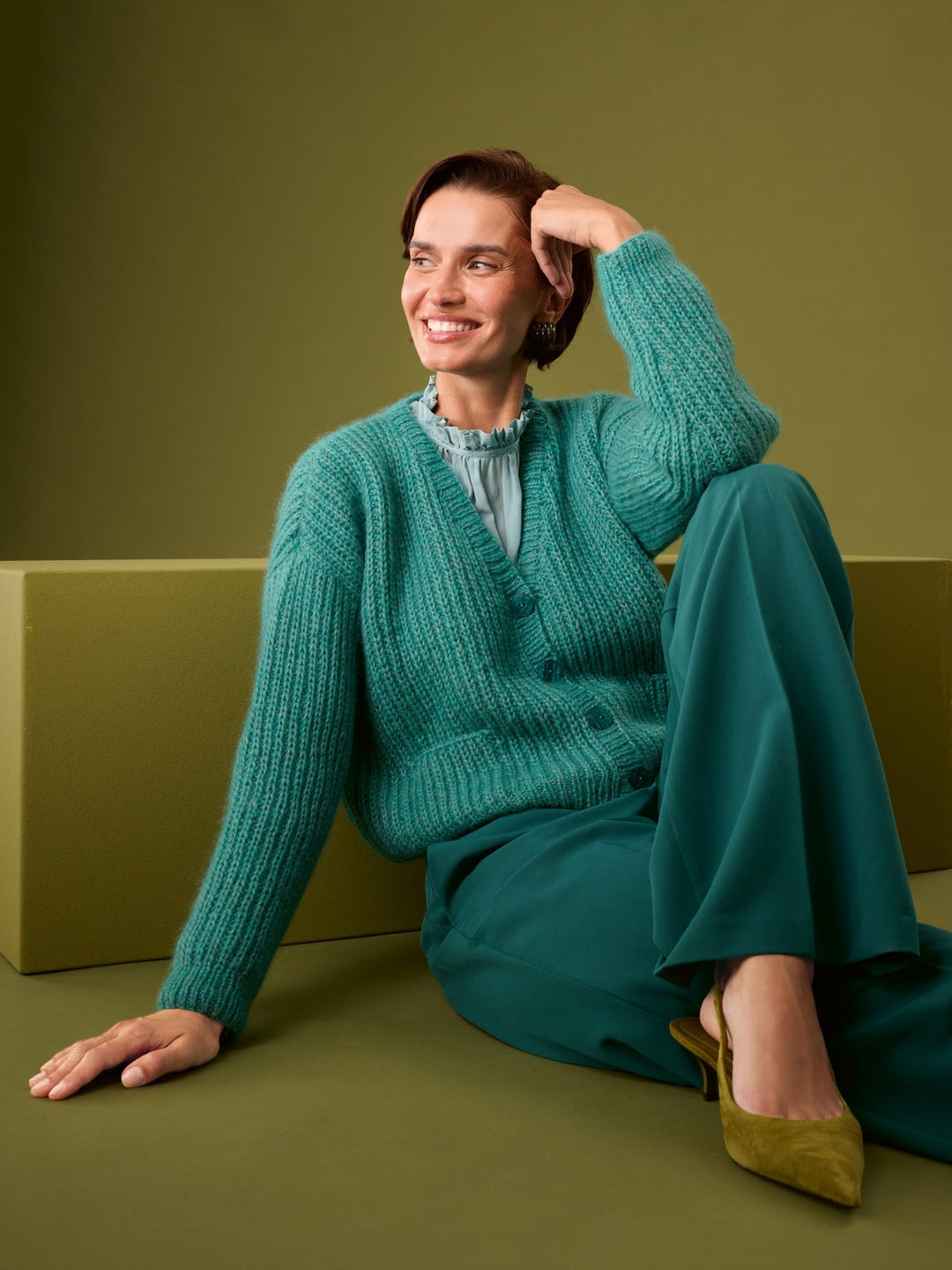Strickpaket Brigitte No. 2 Strickjacke mit Taschen