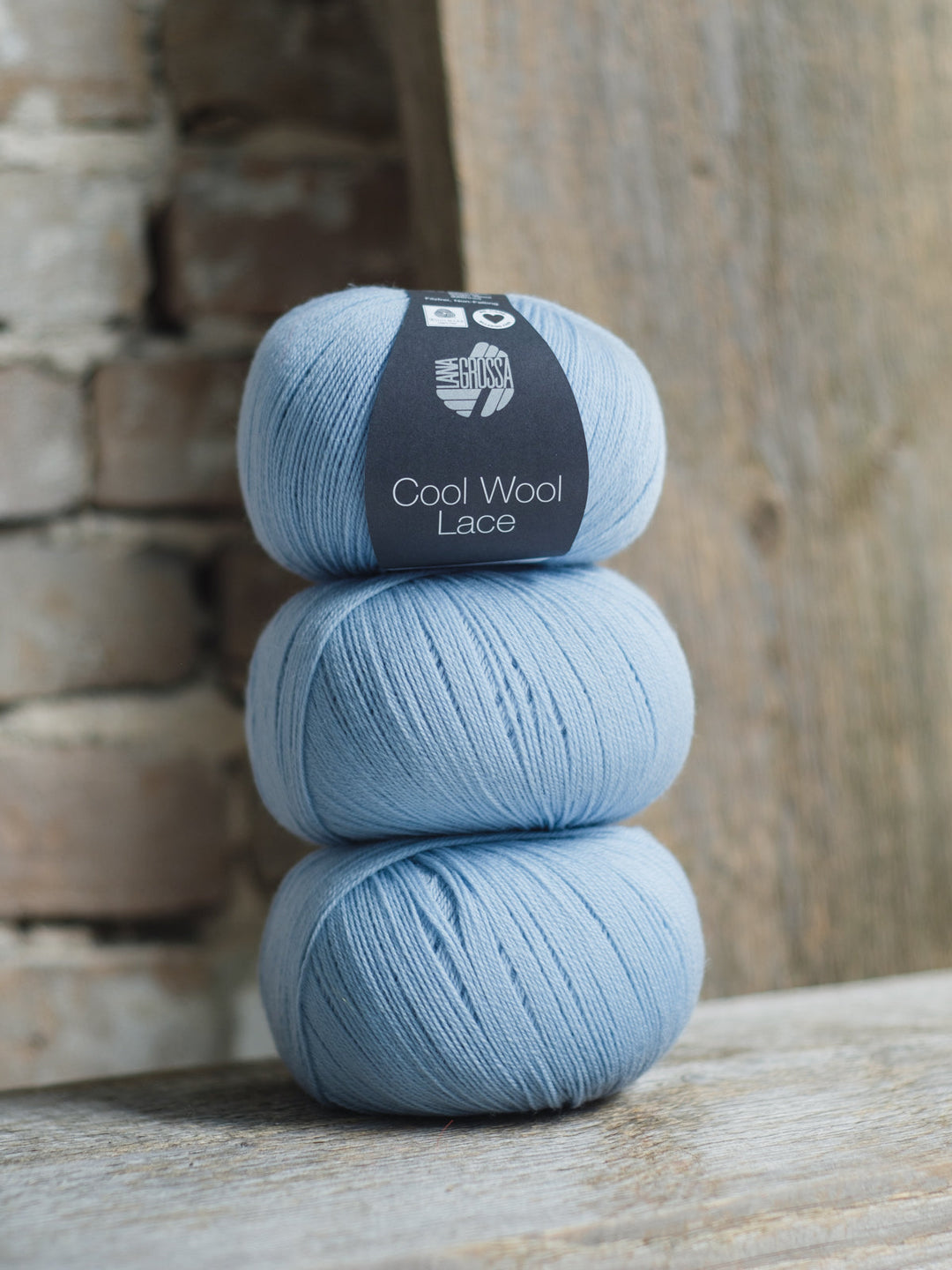 Cool Wool Lace 034 Pastellblau