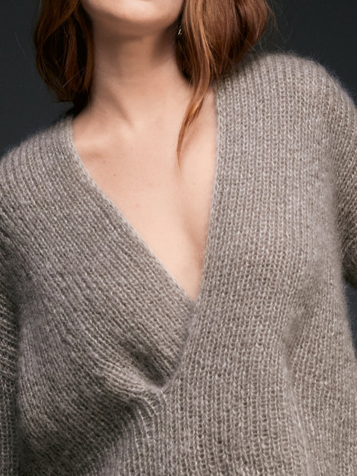 Strickpaket Silkhair Pullover mit V-Ausschnitt