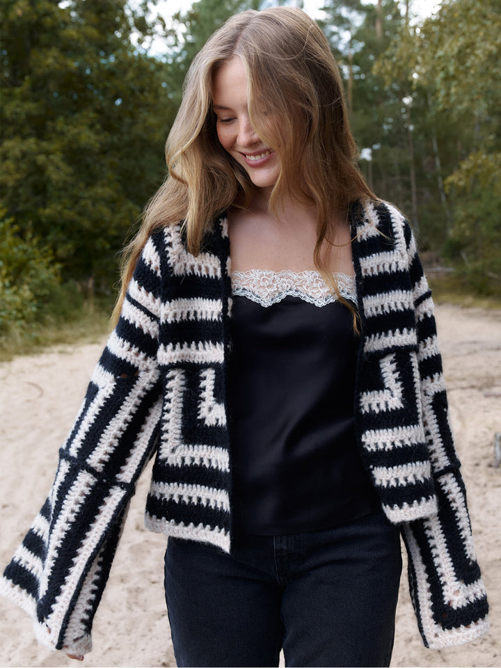 Häkelpaket Alpaca Air Granny Jacke