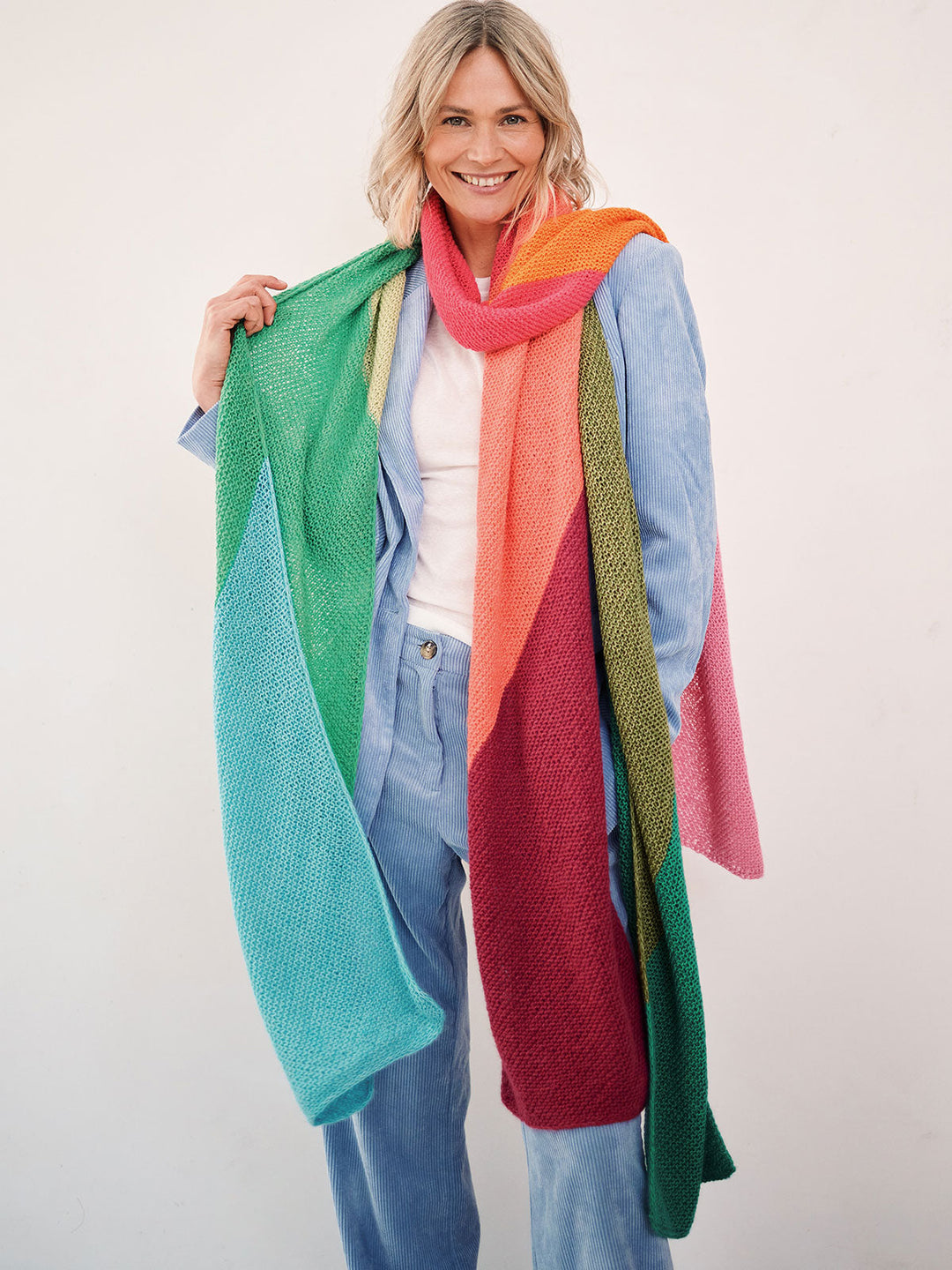 Strickpaket Ecopuno Schal mit diagonalen Farbflächen